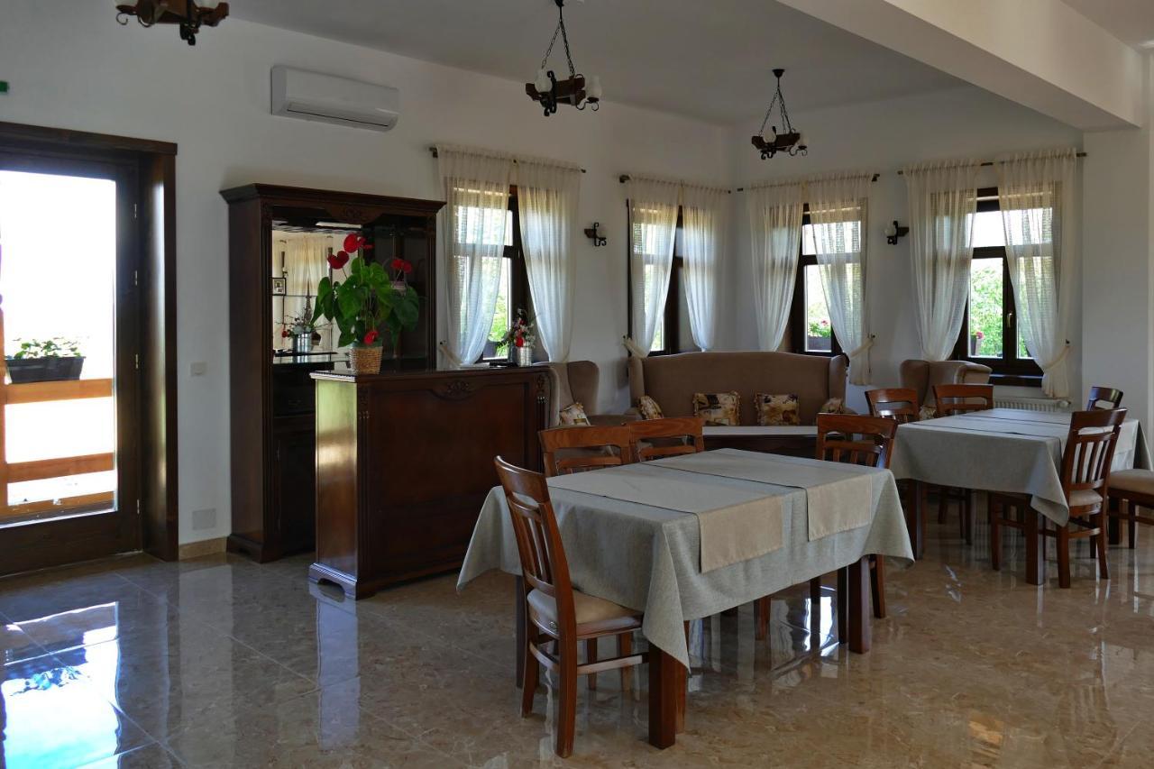 Agropensiunea Alex Aparthotel Ocna Şugatag