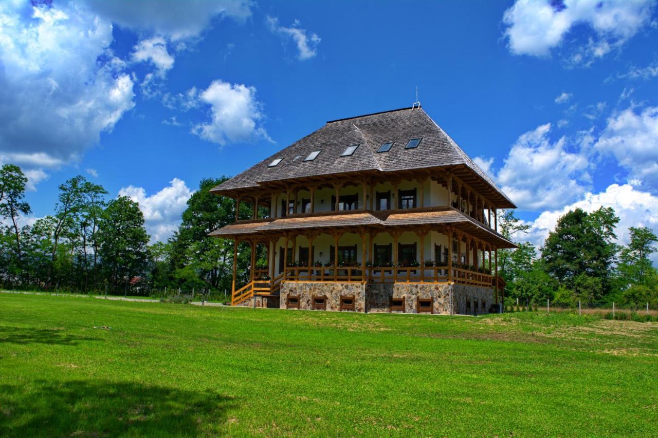 Agropensiunea Alex Aparthotel