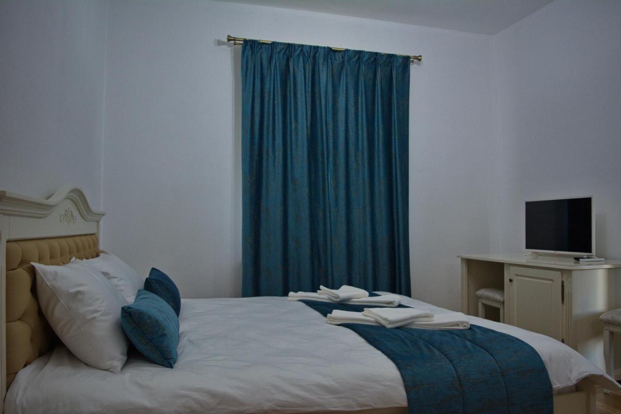 Agropensiunea Alex Aparthotel 3*